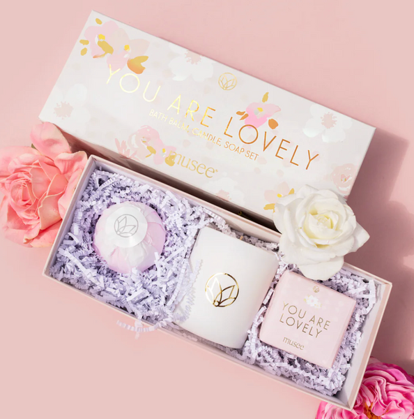 You are Lovely Gift Set – Cassine