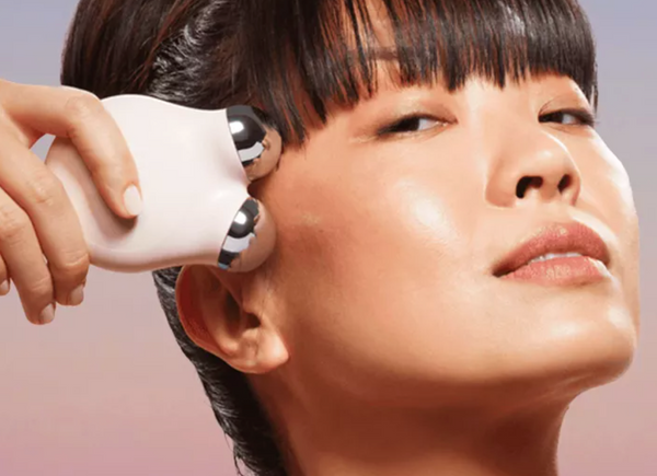 The Face-Sculpting Device That Shoppers Call an "Alternative" to Botox