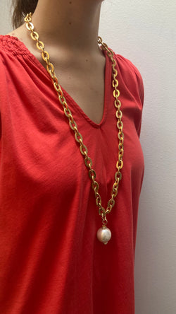 Long Single Pearl Gold Necklace