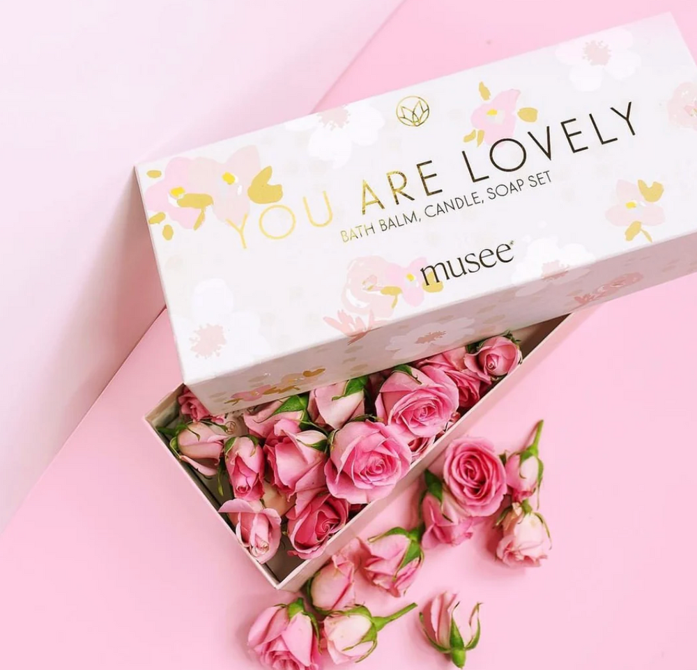 You are Lovely Gift Set – Cassine