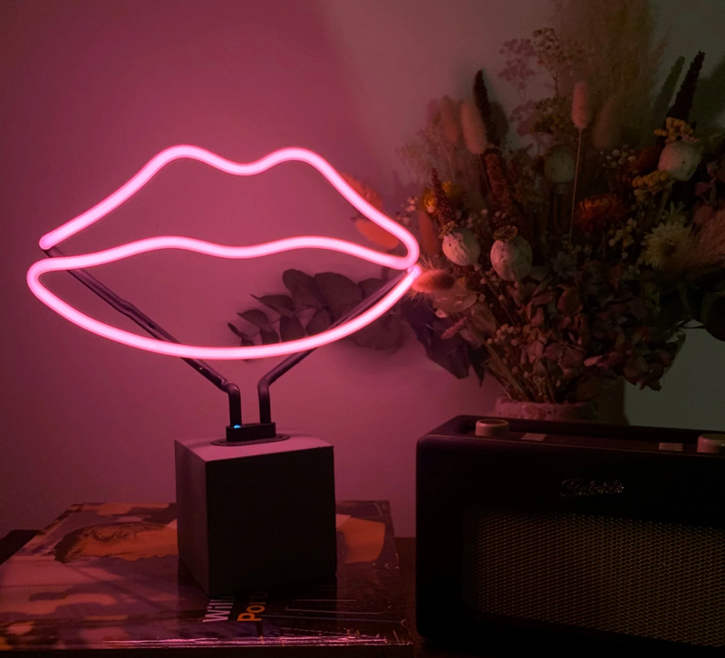 Neon Lip Light Lamp