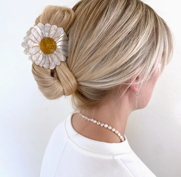 Hand-Painted Daisy Flower Claw Hair Clip