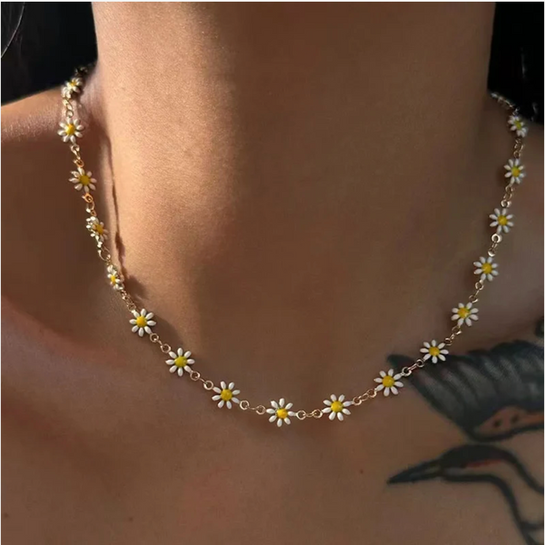 Daisy Flower Necklace