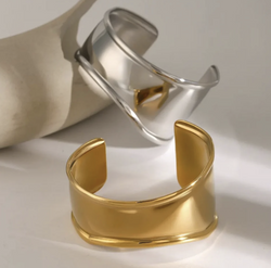 Curve Cuff