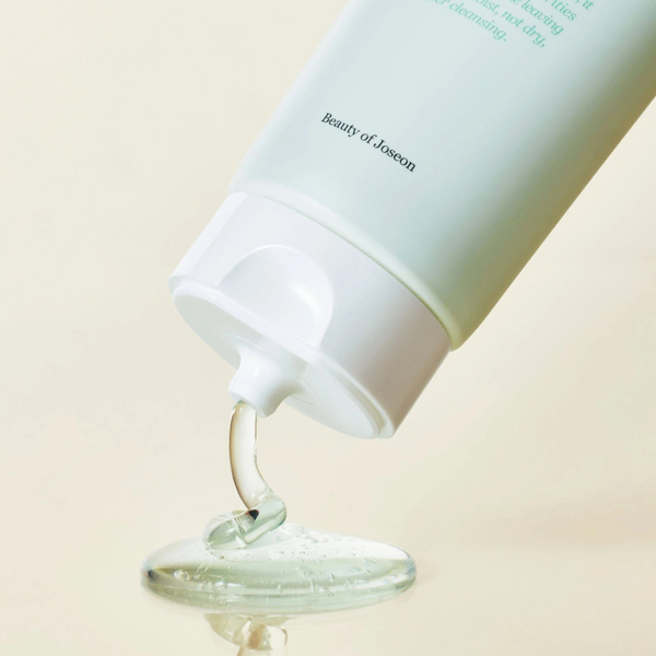 Green Plum Refreshing Cleanser