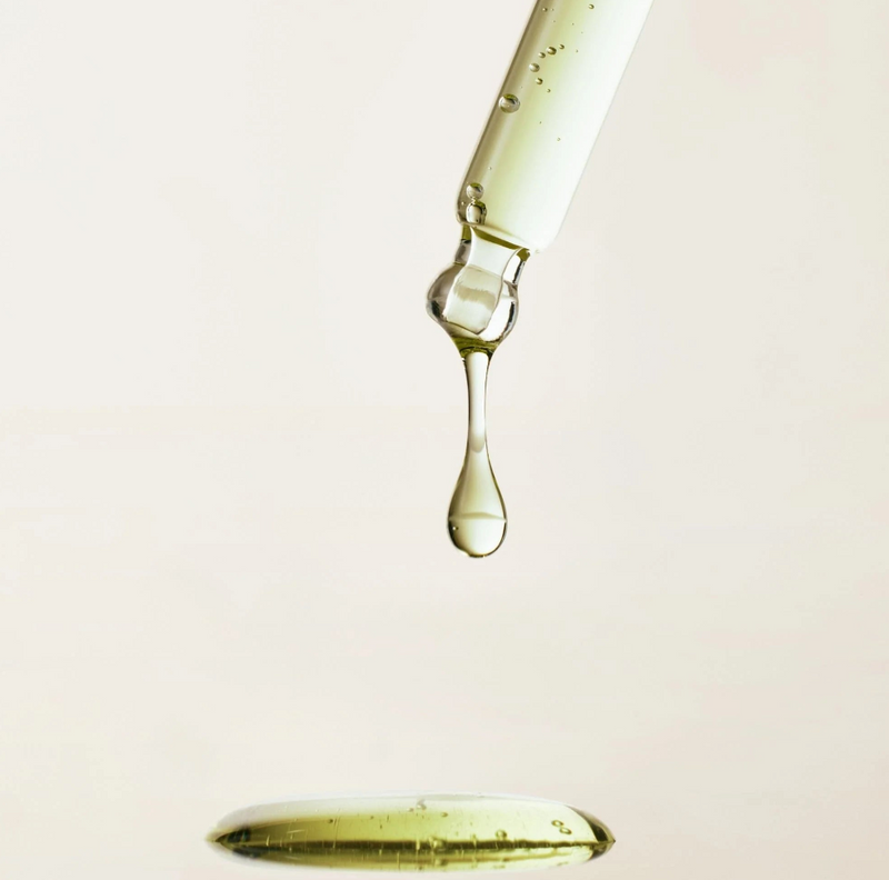 Calming Serum : Green tea + Panthenol