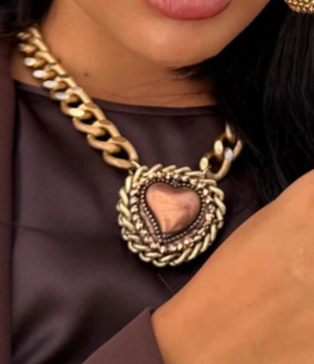 Chunky Chain Necklace with Large Pendent with Heart Detail