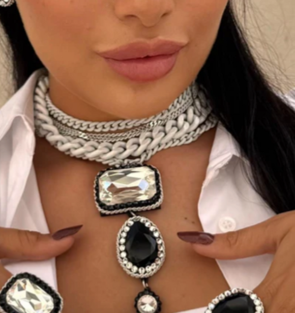 Chunky Necklace with Diamond and Black Gemstones