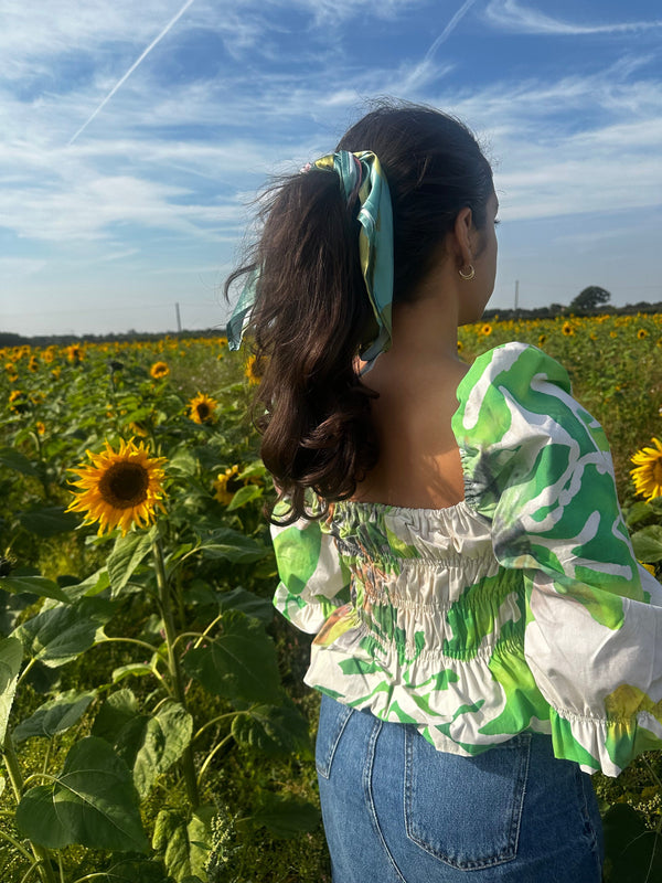 Long Sleeve Palm Print Shirred Top