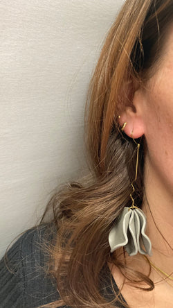 EZAL Bloom Drop Earrings