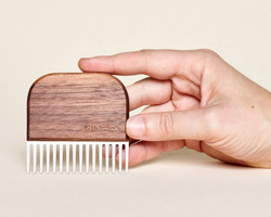 Walnut Beard Comb